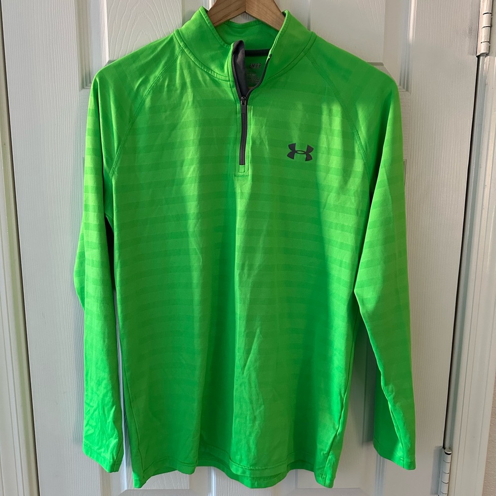 Under Armour - 1/4 Zip - Heat Gear - Size Small - Loose Fit - Green Stripes